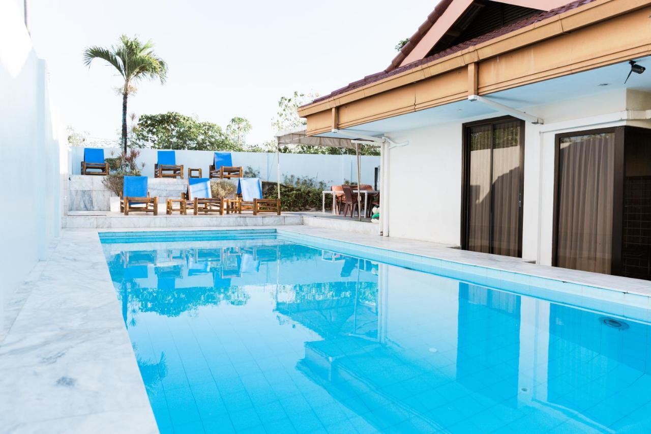 Seaview Hills Luxury Apartments & Rooms Dauis Exteriör bild